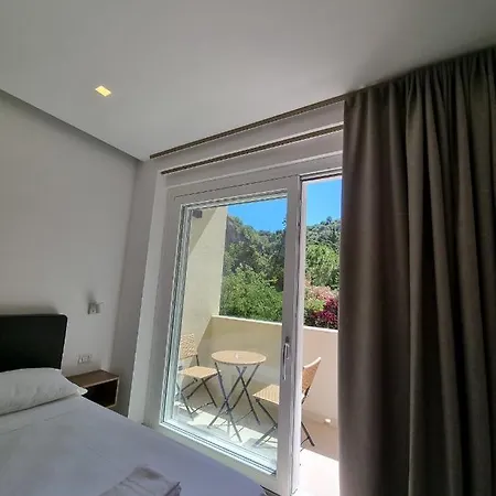 Marea Retreat